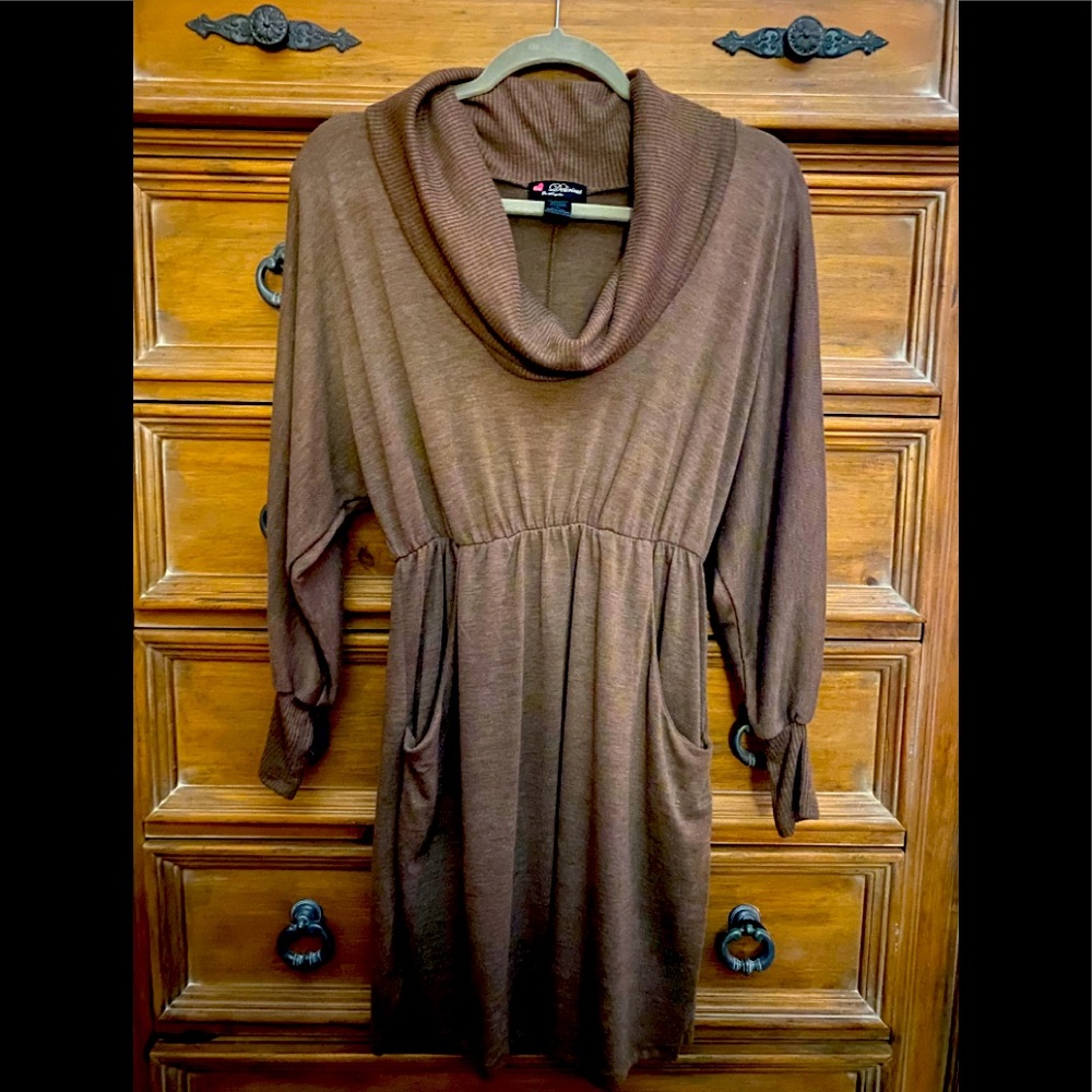 Delirious Brown dress with pockets.